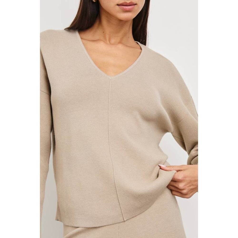 Rails Hollyn Tan V-Neck Sweater Heather Oatmeal L NEW Minimalist Softgirl Scandi - Picture 7 of 9